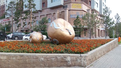 Photos of Bauyrzhan Momyshuly Park