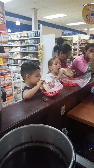 Photos of Supermercado El La Antorcha #2