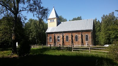 Photos of Naissaare Maarja kirik