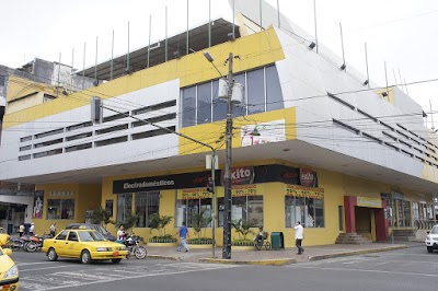 Photos of Quevedo Shopping Center
