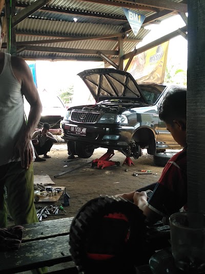 Photos of Bengkel Mobil Semoga Jaya