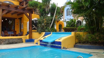 Photos of Mantaraya Lodge