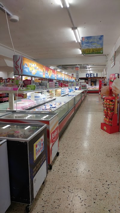 Photos of Metro Superstore