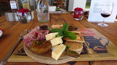 Photos of Cathedral Peak Wine Estate