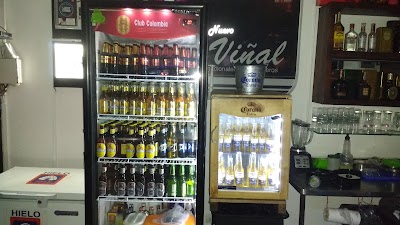 Photos of El Vi&ntilde;al