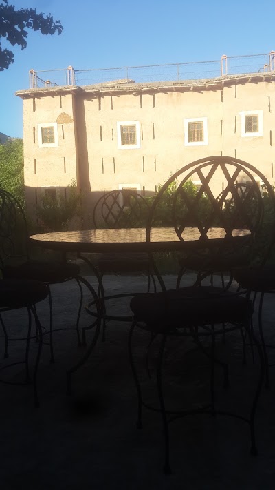 Photos of G&icirc;te Boukhayou