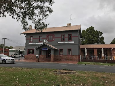 Photos of Meeniyan Hotel