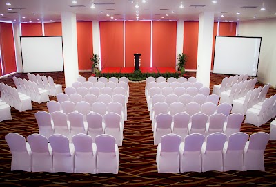 Photos of Fame Hotel Gading Serpong