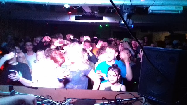 Move Nightclub