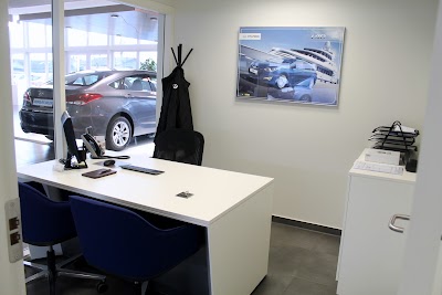 car-dealer