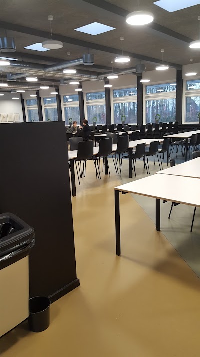 Photos of University College Lilleb&aelig;lt