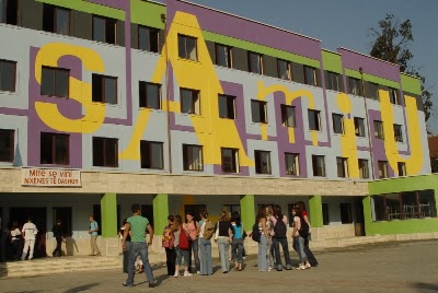 Photos of "Sami Frash&euml;ri" High School
