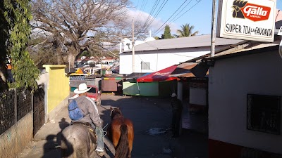 Photos of Gasolinera Pacific Oil
