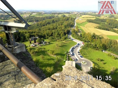 Photos of Greifvogelwarte Riegersburg