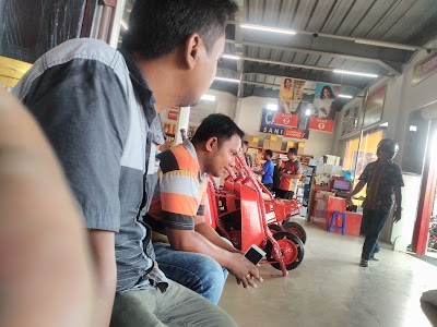 Photos of SUMBER MAS HOME CENTER