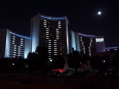 Photos of Manhattan Grill (Steakhouse in Grand Hyatt Dubai)