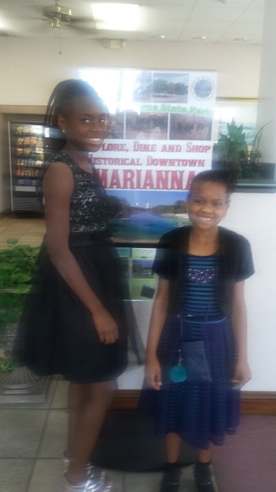 Photos of Marianna Inn and Suites