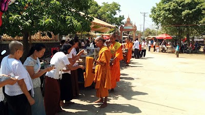 Photos of Wat BaReang