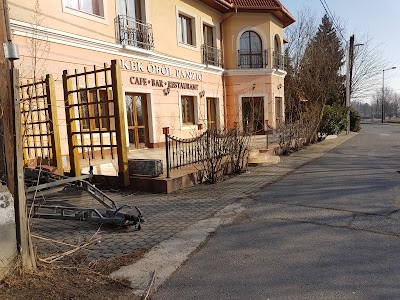 Photos of K&eacute;k &Ouml;b&ouml;l Panzi&oacute;