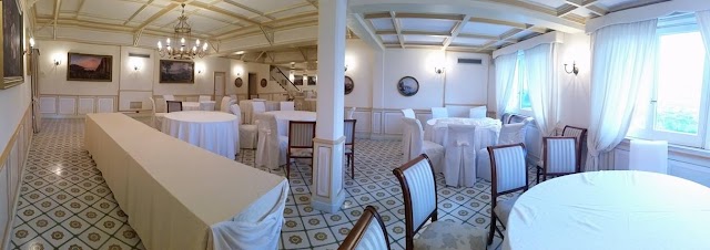 Hotel Mega Mare