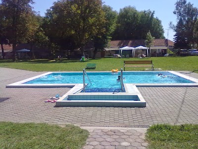 Photos of Strandf&uuml;rdő