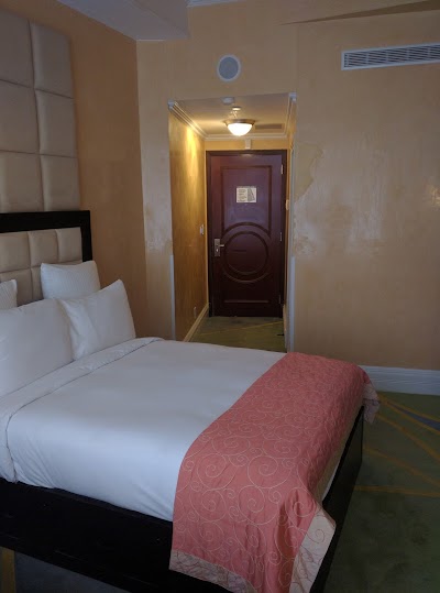 Photos of Flatiron Hotel
