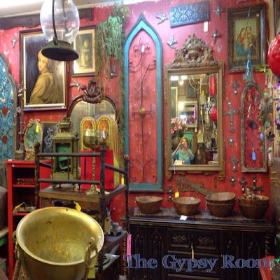 Photos of Green Oak Antiques