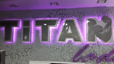 Photos of TITAN GUM