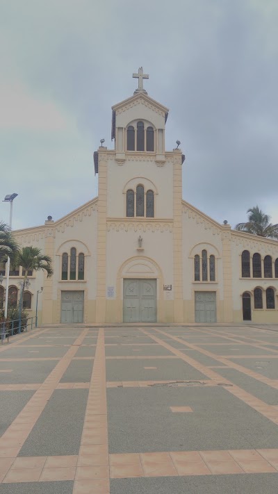 Photos of Malec&oacute;n Salinas Ecuador