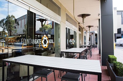 Photos of Fountain Gate Hotel