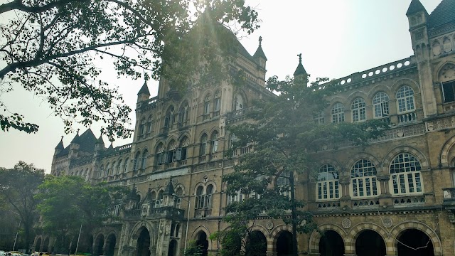 Elphinstone College