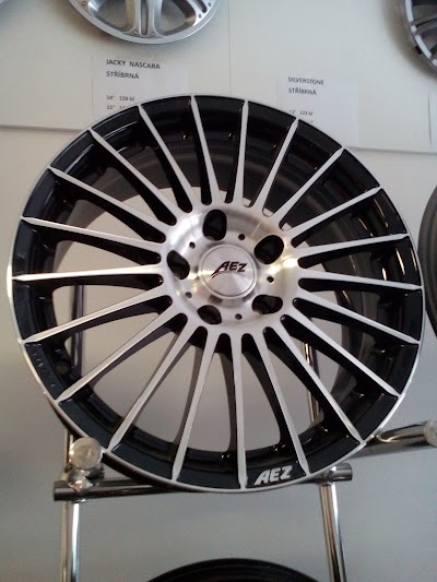 Photos of AZ tires