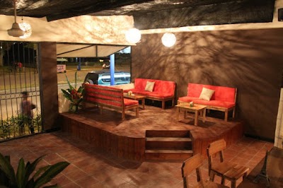 Photos of Caf&eacute; de Paris