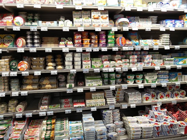 Market Paris Demours