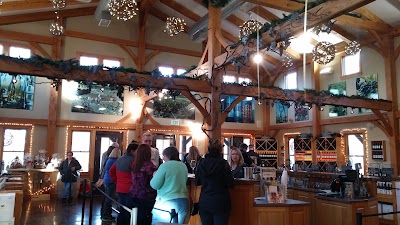 Photos of Oliver Winery