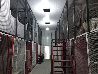 Photos of The Easy Storage Head Office