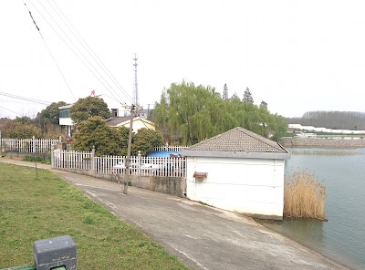 Photos of Laoyaba Reservoir