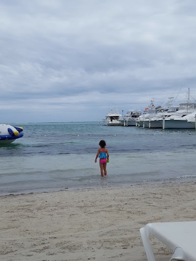 Photos of Club N&aacute;utico de Santo Domingo