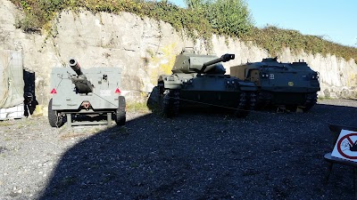 Photos of Fort Aubin-Neufch&acirc;teau