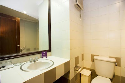 Photos of Alpine Hotel