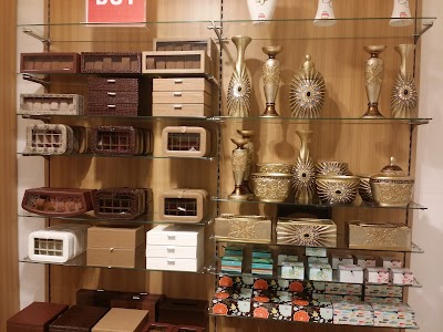 Photos of Max - Salmiya