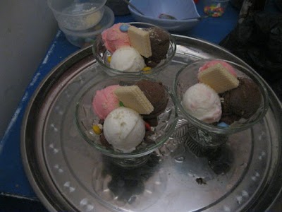 Photos of 77s Es Krim Nastar, Brownies Dan Kue Kering Karakter