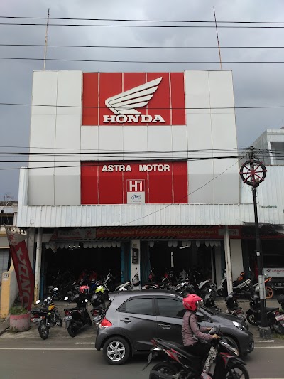 Photos of Astra Motor Majapahit