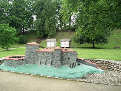 Photos of Castle Mound of the Knights