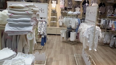 Photos of Magazinul Universal Central (UNIC)