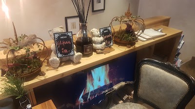 Photos of Petit Royal