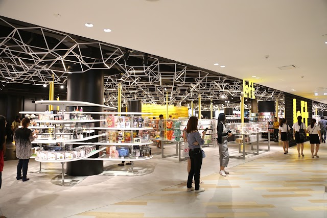 Loft. Siam Discovery Level 2
