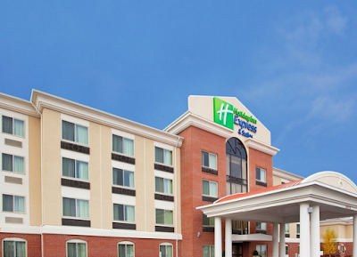 Photos of Holiday Inn Express & Suites Niagara Falls