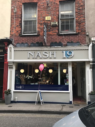 Photos of Nash 19