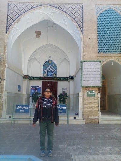 Photos of King Hussein shrine Natanz